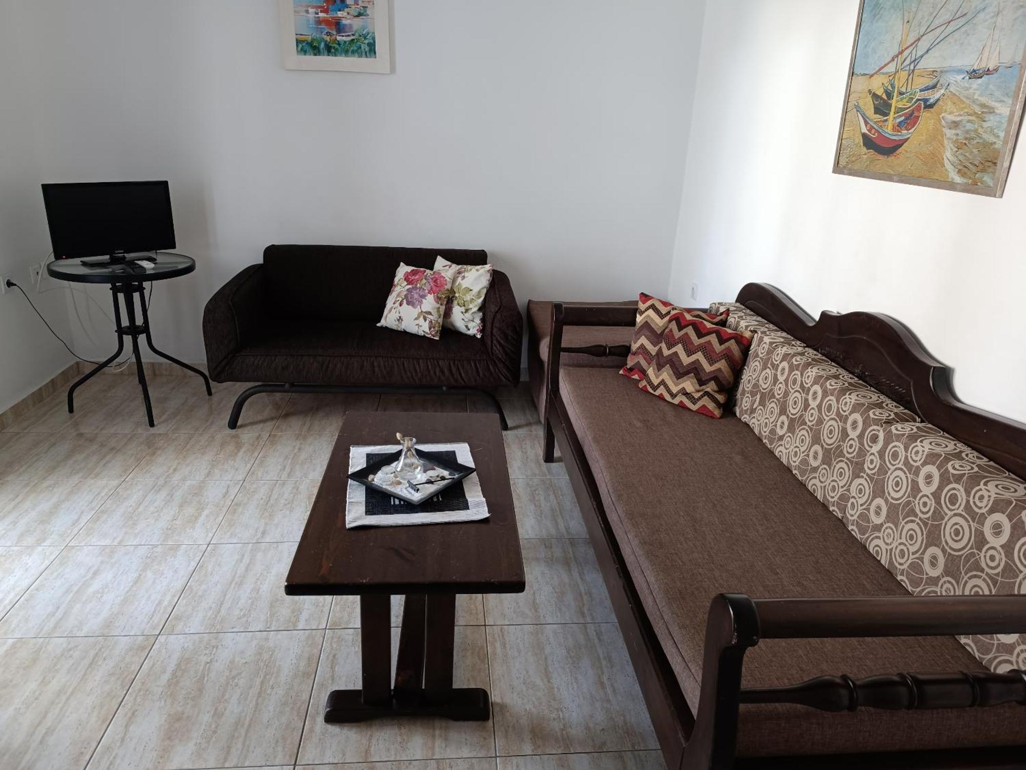 Ioli Apartments Alopronia エクステリア 写真